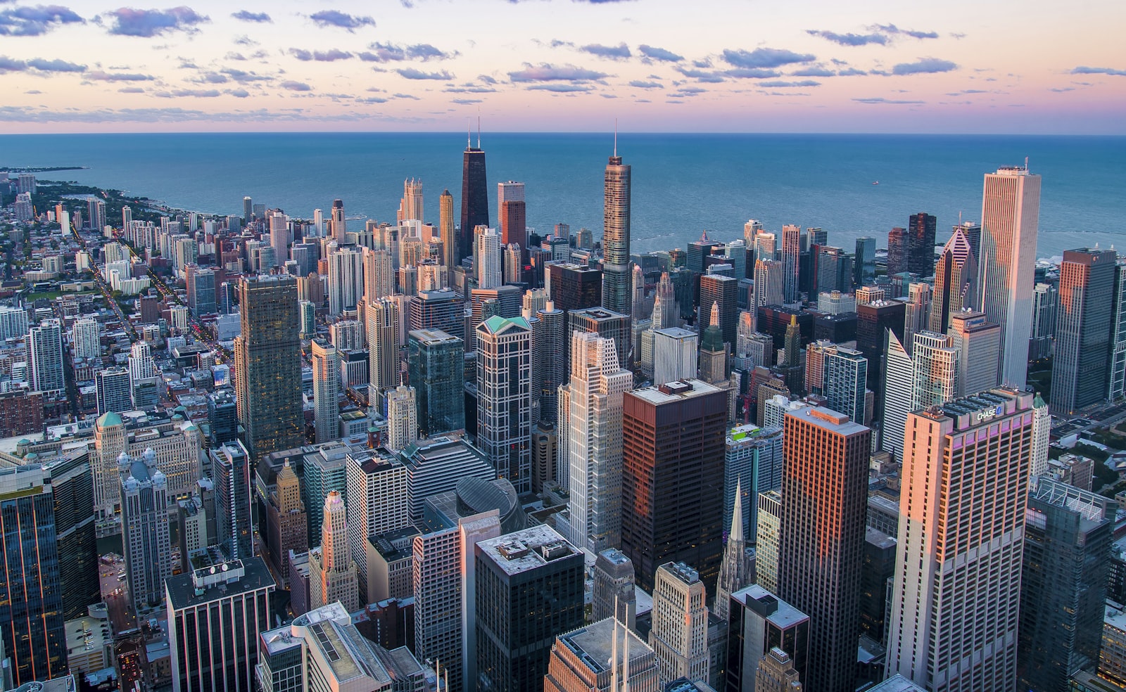 Oxford + Richmond Earns Back-to-Back Recognition on Hunt Scanlon's 2025 Guide to North America's Top 250 Executive Search Firms
