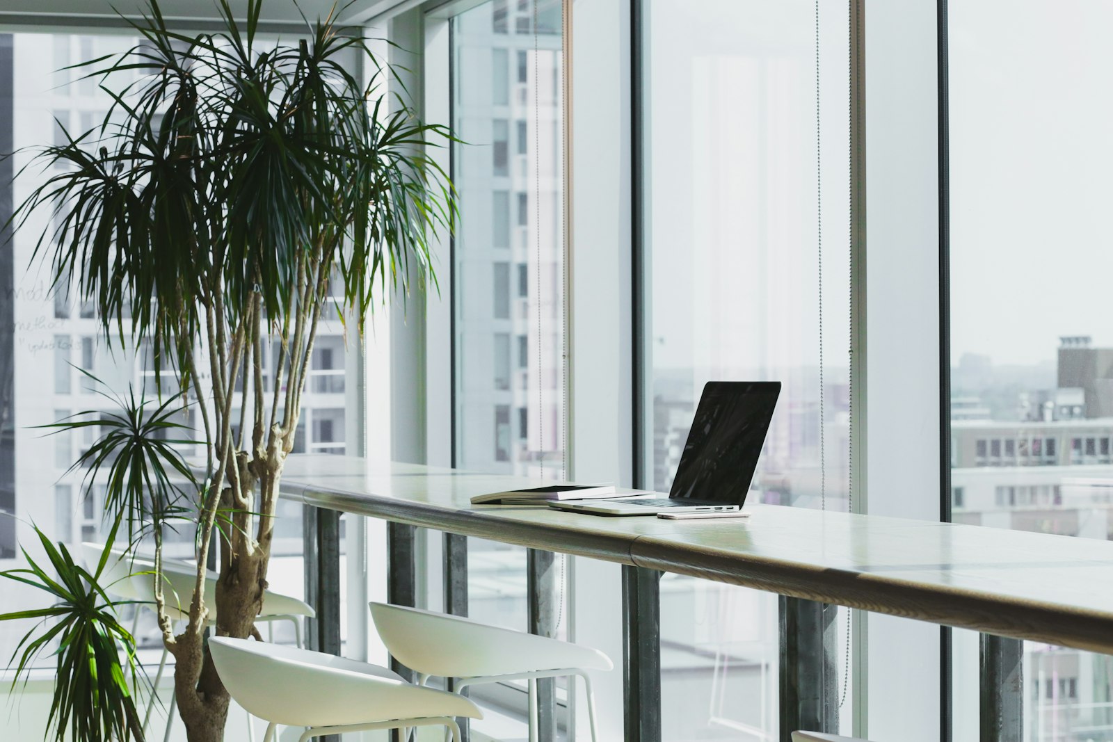 The Secret to Scaling Fast: How Embedded Recruitment Powers Your Mid-Level Hiring